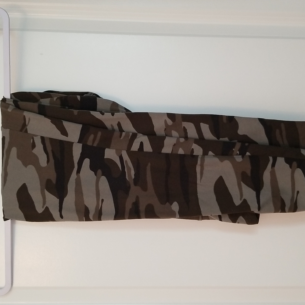 Express leggings.